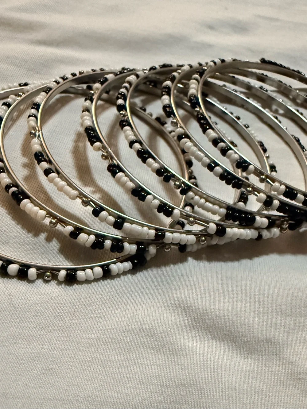 Lot of Black White Silver Tone Beaded Stackable Bangle Bracelets, Slip-On